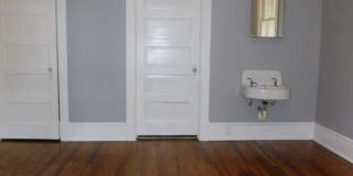 Huge Yard & Duck Pond Charm! Gallery 14