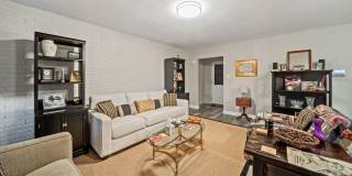 Spacious 4-Bedroom Single Family Home for Rent in Westchester Gallery 7