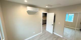 Gorgeous 1BD/1BA all appliances included. Move in ready!! Gallery 8
