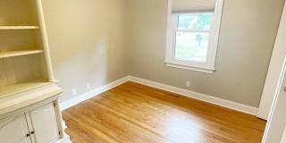 Prime Brentwood area 3 bedroom home! Gallery 14