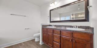 Room in 4 Bedroom Home in Wake Forest Gallery 5