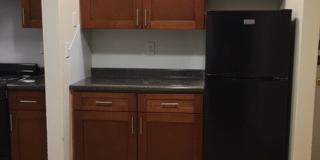 Nice 2 bed in Brookline Gallery 6