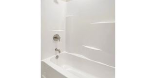 Artisan on 39th Gallery 44