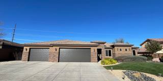 Beautiful Bridal Gate Estates - FIVE CAR GARAGE!! Gallery 1