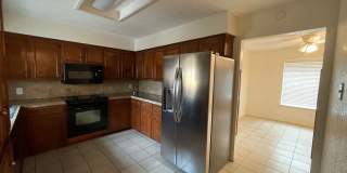 3/2 Southside 1800 sqft, pet friendly, enclosed yard Gallery 7