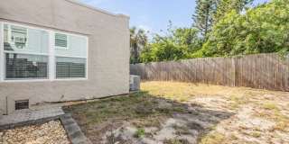 Renovated Spanish-Style 2/1 Beach Bungalow Just Steps to the Ocean! Gallery 41