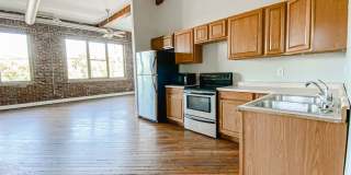 423 N 3rd Street Gallery 7