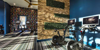 Halstead Beverly Townhomes Gallery 23