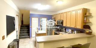 9585 Queensland Lane North Gallery 2