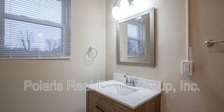 208 W Williams St Gallery 22