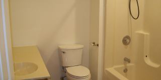 124 Eaglesmere Circle unit: #20 Gallery 34