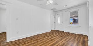103 17th Avenue Gallery 28