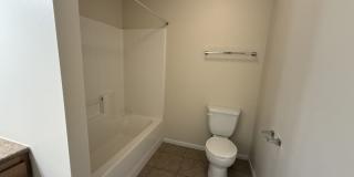Maple Creek Apartments Gallery 60