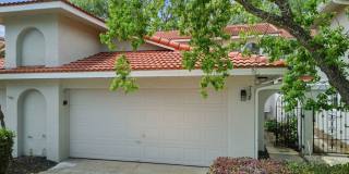 3 bedroom condo Gallery 33