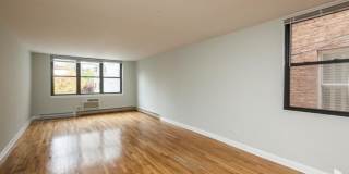 1446 N Dearborn St Gallery 7