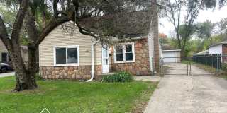 Lovely 3 Bedroom 1 Bathroom now available for rent! Gallery 1