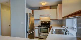 2 Bed 1.75 Bath Point of View Condo Gallery 1