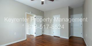 SECTION 8 WELCOME - NEWLY RESTORED - 2 BEDROOM - HARDWOOD FLOORS Gallery 14