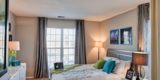 Lakeshore Apartments Gallery 42