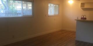 Chico 2 bed, one bath Duplex Private courtyard, Pool and Shared Laundry Chico 2 bed, one bath Duplex Private courtyard, Pool and Shared Laundry Gallery 5