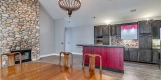 1624 5th Avenue Gallery 9
