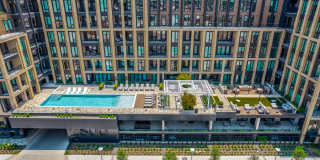 2800 Taylor Gallery 54