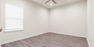 525 E Spring Valley Unit 201 Gallery 16