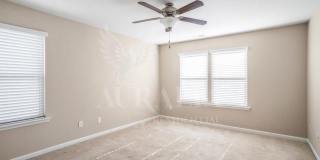 4430 Hillsgrove Road Gallery 21