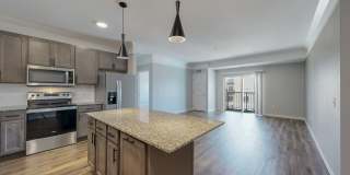 Edison at Woodbury Gallery 26