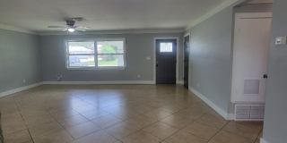 203 Redcliff Avenue Gallery 6