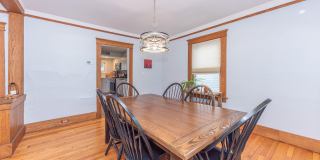 1123 W Huron Street Gallery 21