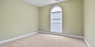 Dog Friendly Three Bedroom with Bonus! Gallery 22