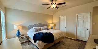 Room in 3 Bedroom Home at Nottingham Loop Gallery 16