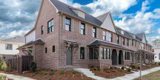 1214 WINDSOR SQUARE Gallery 1