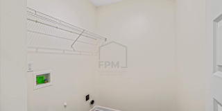 1470 Lyndale Avenue Gallery 22