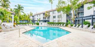 Sabal Pointe Apartments Gallery 1