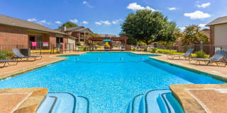 Valley Creek Apartments Gallery 1