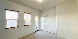 Stunning 2 Bed / 2.5 Bath Condo with 2-Car Garage in North Park Gallery 14