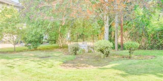 Powell Gardens Gallery 26