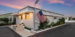 8 Saratoga Gallery 41