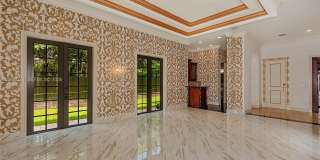 674 Ocean Blvd Gallery 14