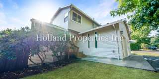 Modern Comfort Meets Outdoor Living in Desirable Tualatin Gallery 1