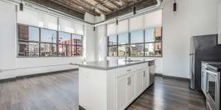 Vera on Broad Gallery 10