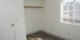 Charming 2-Story, 4 Bd 3 Ba Unit Near Downtown San Diego – 92113 Gallery 8