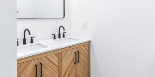 104 R ST #A NE Gallery 32