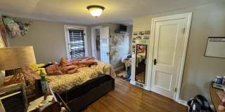 526 S Mitchell Street Gallery 15