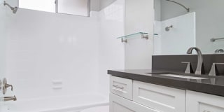 Los Robles Apartments Gallery 33