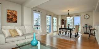 81 Clay Street Gallery 1