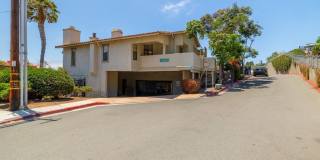 2215 Linwood St. Gallery 20