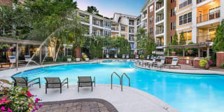 AMLI North Point Gallery 16